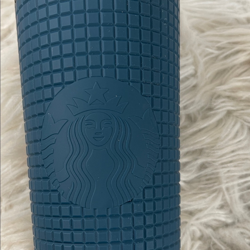 STARBUCKS NWT 2022 Matte Dark Green Studded Tumbler Cold Cup - Venti - 24 fl oz - Picture 3 of 8